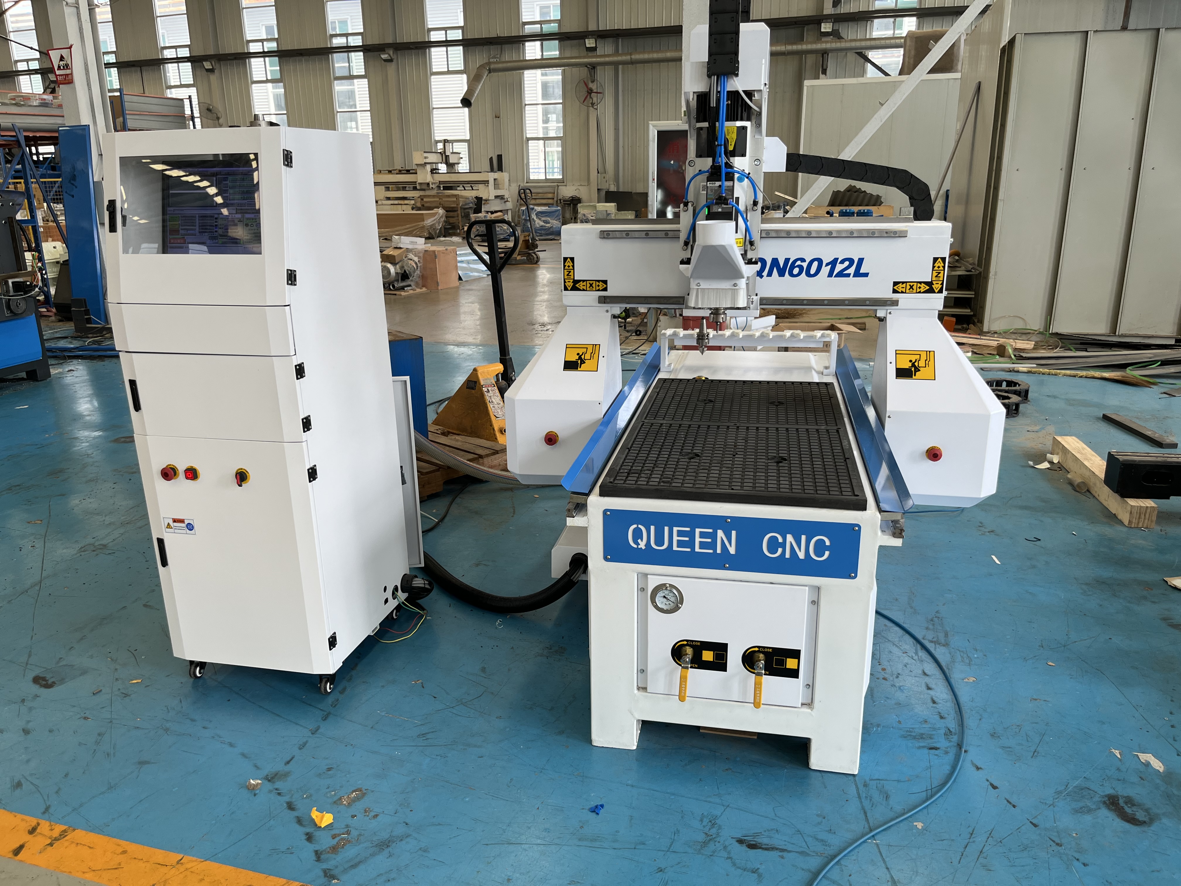 QN6012L linear typ atc cnc router for guitar