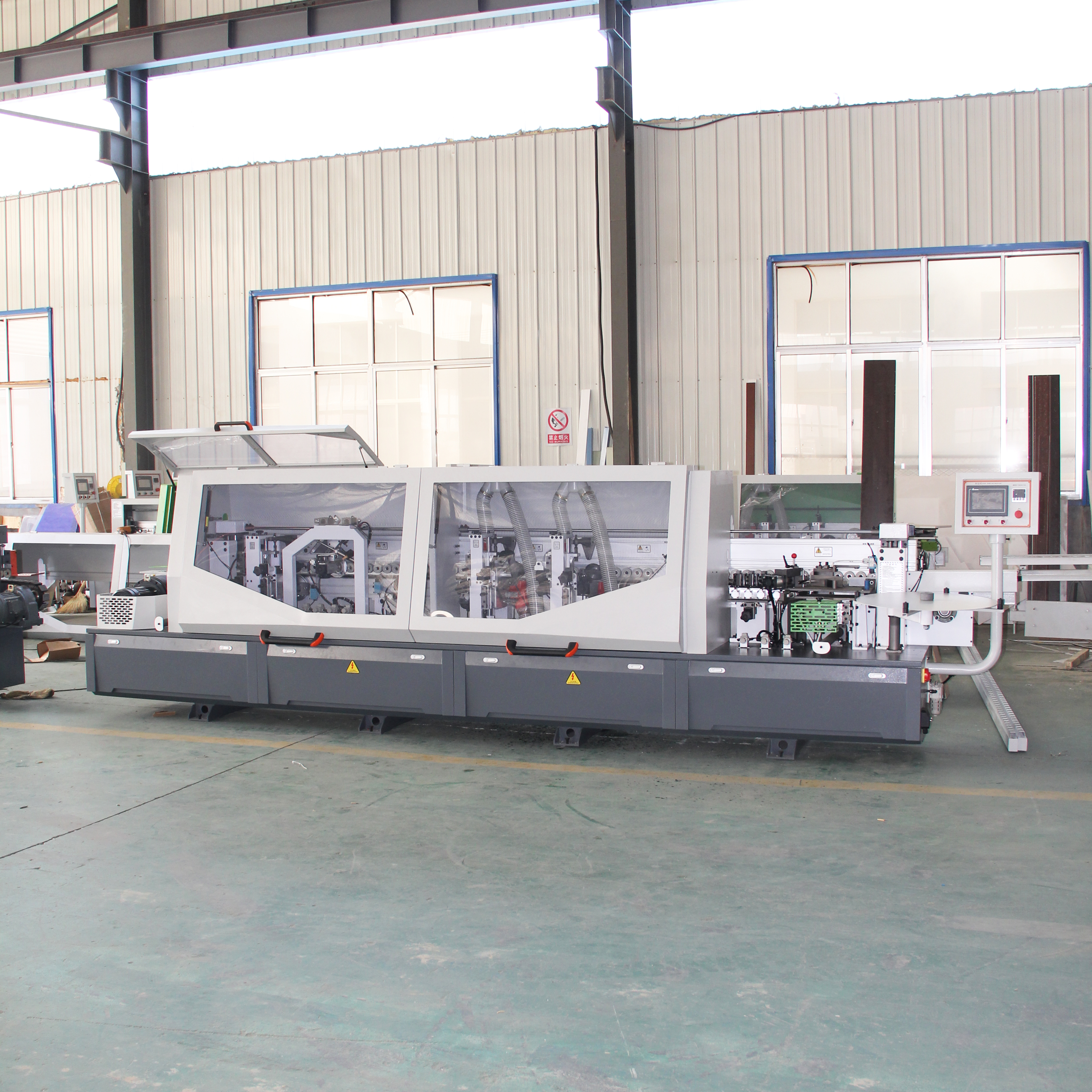 Fully automatic edge bander machine for furniture