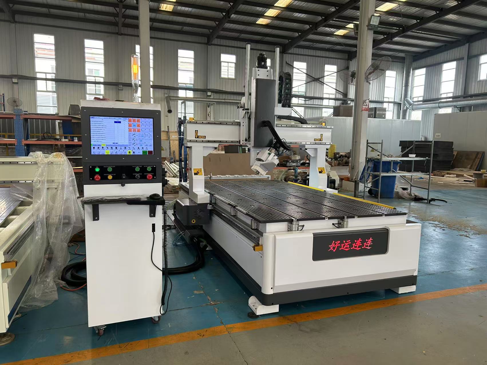 How to maintain the guide rails and racks of cnc router cutt